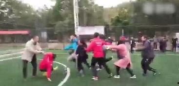 足球教练爆料事件视频,爆料事件视频背后的真相与争议  第1张